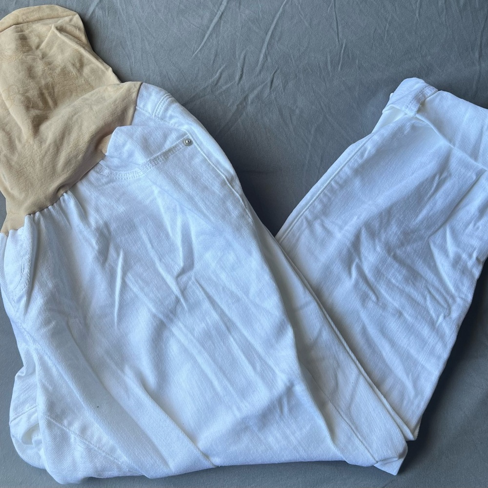 Jessica Simpson White Maternity Cropped Pants